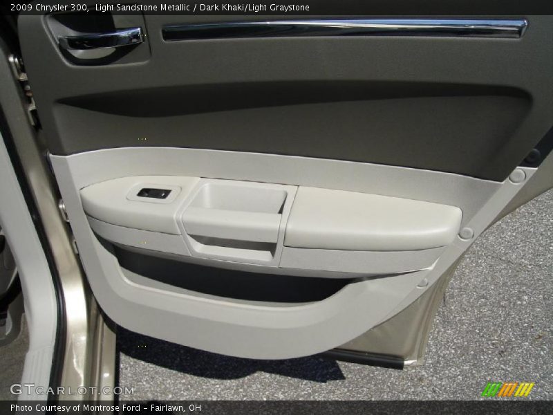 Light Sandstone Metallic / Dark Khaki/Light Graystone 2009 Chrysler 300