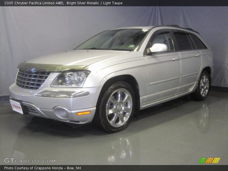 Bright Silver Metallic / Light Taupe 2005 Chrysler Pacifica Limited AWD