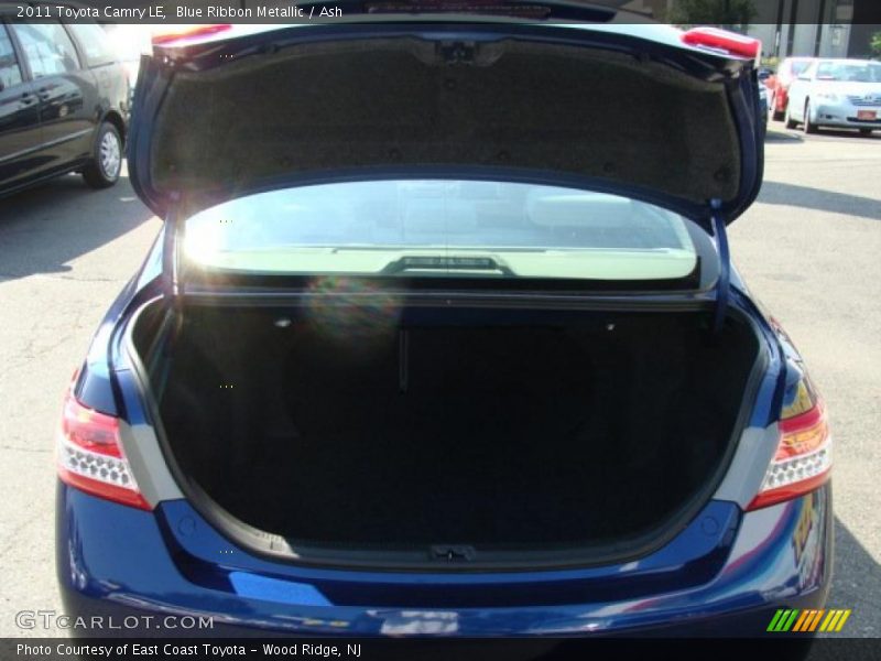 Blue Ribbon Metallic / Ash 2011 Toyota Camry LE