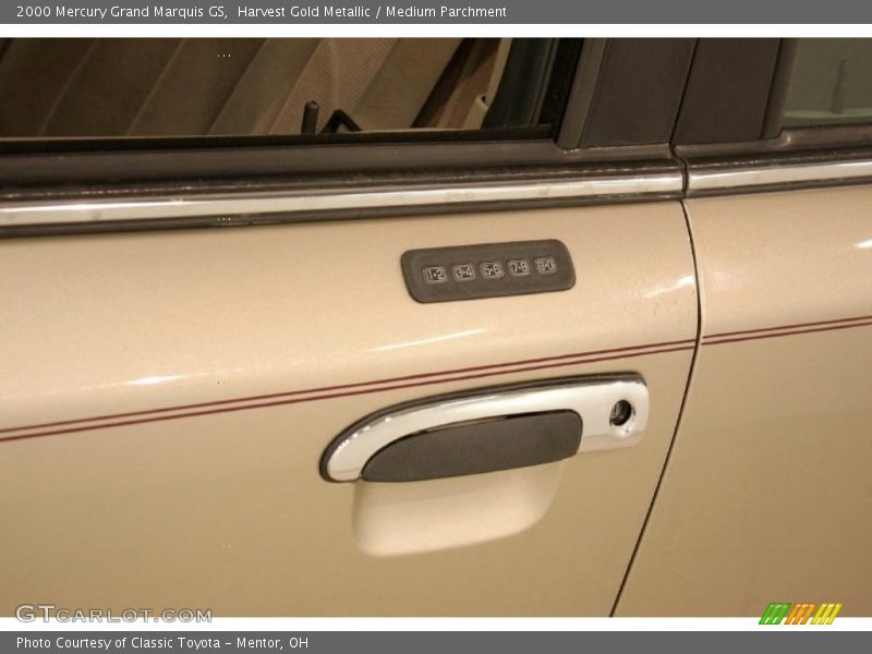 Harvest Gold Metallic / Medium Parchment 2000 Mercury Grand Marquis GS