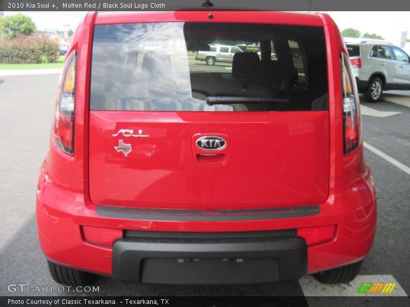 Molten Red / Black Soul Logo Cloth 2010 Kia Soul +