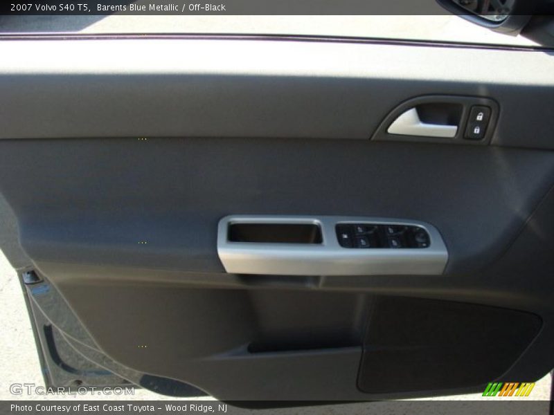 Barents Blue Metallic / Off-Black 2007 Volvo S40 T5