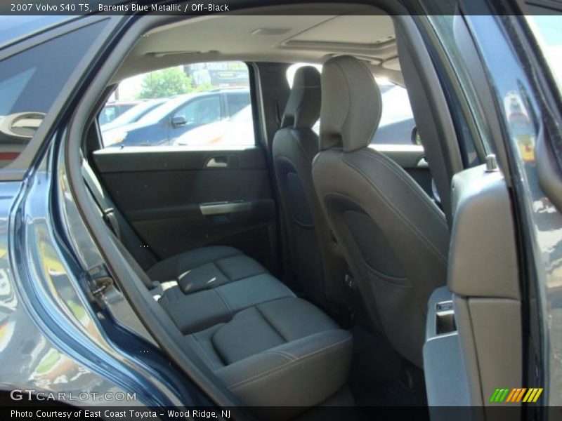 Barents Blue Metallic / Off-Black 2007 Volvo S40 T5