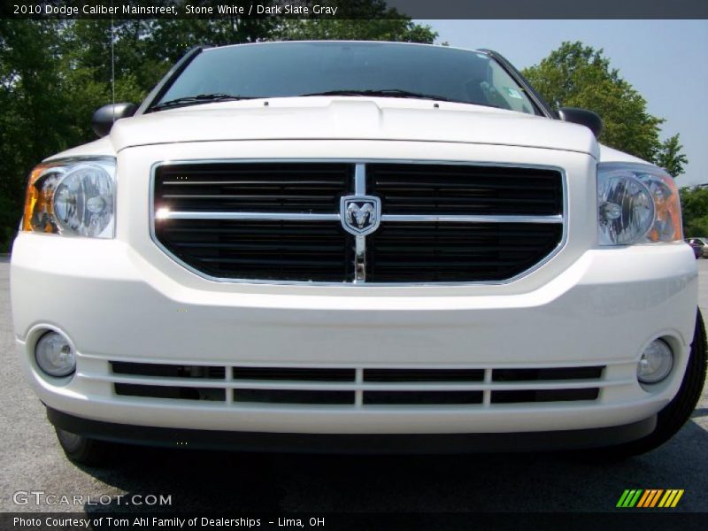 Stone White / Dark Slate Gray 2010 Dodge Caliber Mainstreet