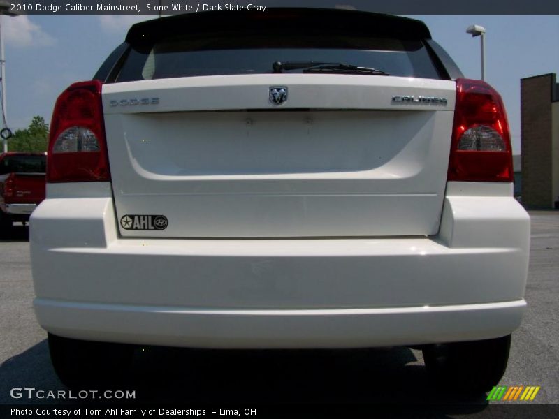 Stone White / Dark Slate Gray 2010 Dodge Caliber Mainstreet