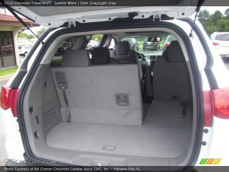 Summit White / Dark Gray/Light Gray 2010 Chevrolet Traverse LT