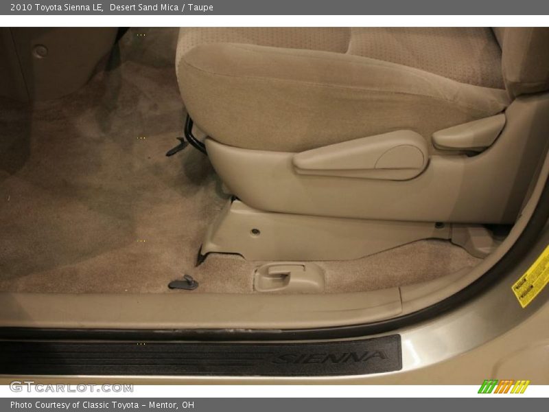 Desert Sand Mica / Taupe 2010 Toyota Sienna LE