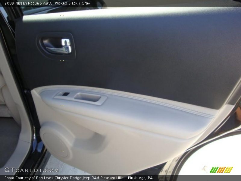 Wicked Black / Gray 2009 Nissan Rogue S AWD