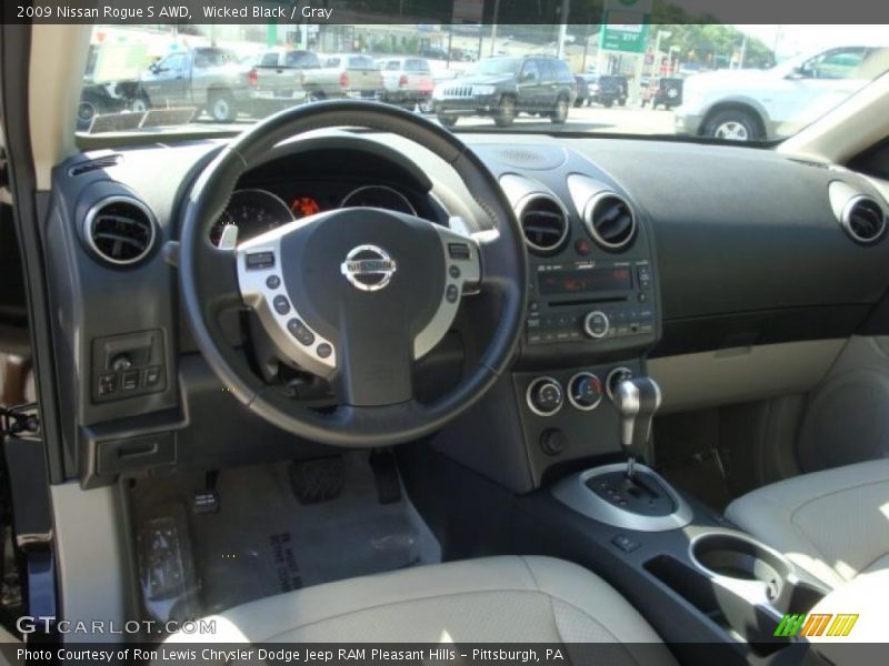 Wicked Black / Gray 2009 Nissan Rogue S AWD