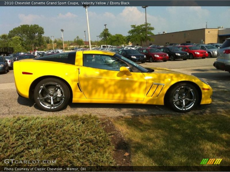 Velocity Yellow / Ebony Black 2010 Chevrolet Corvette Grand Sport Coupe
