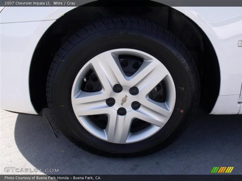 White / Gray 2007 Chevrolet Impala LS
