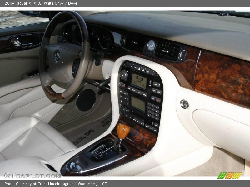 White Onyx / Dove 2004 Jaguar XJ XJ8