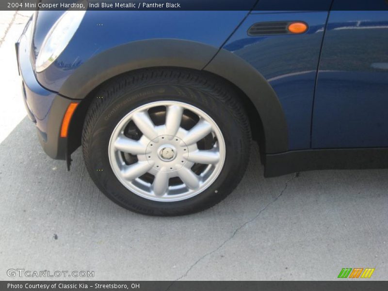 Indi Blue Metallic / Panther Black 2004 Mini Cooper Hardtop