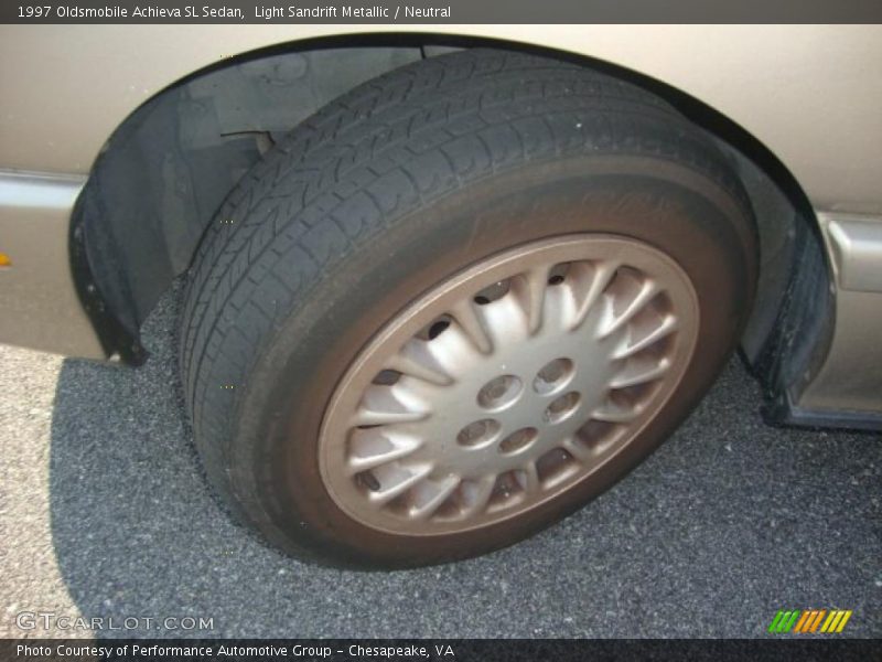 Light Sandrift Metallic / Neutral 1997 Oldsmobile Achieva SL Sedan