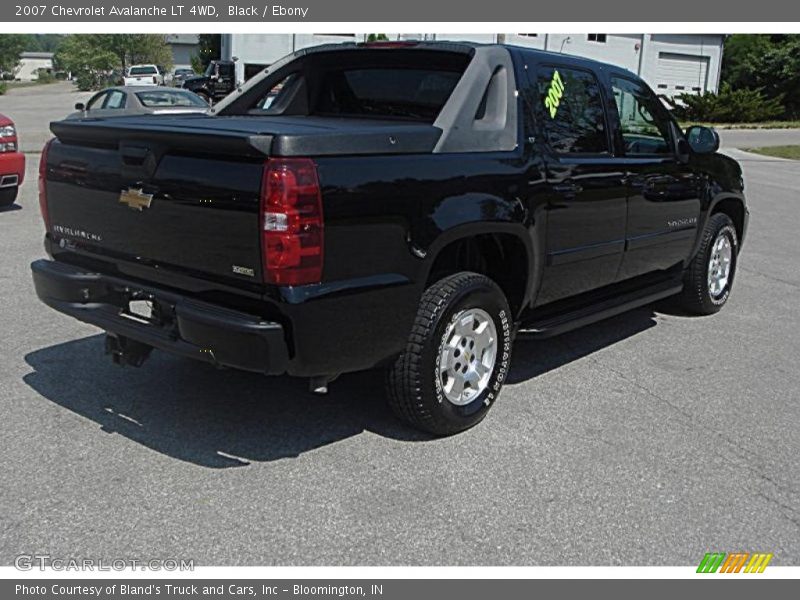 Black / Ebony 2007 Chevrolet Avalanche LT 4WD