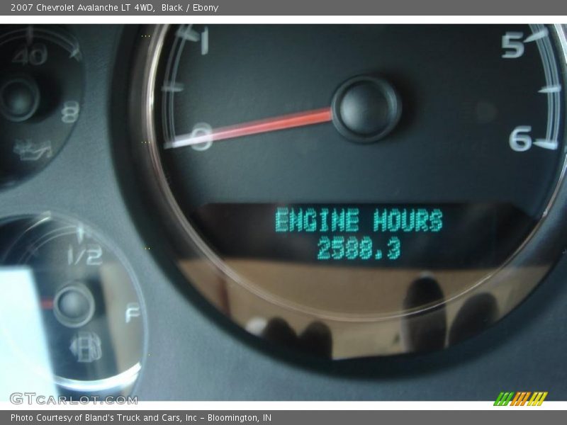 Black / Ebony 2007 Chevrolet Avalanche LT 4WD