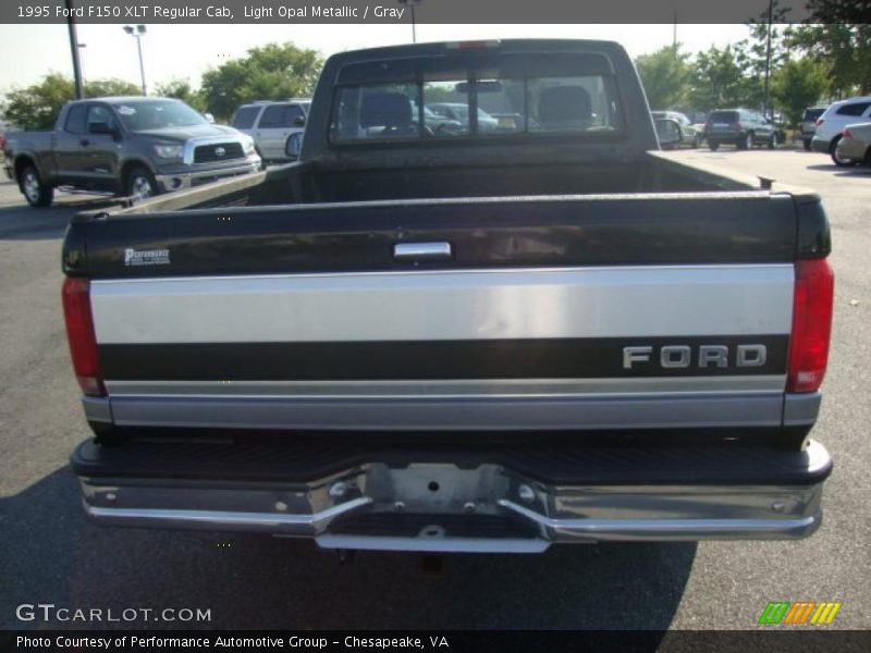 Light Opal Metallic / Gray 1995 Ford F150 XLT Regular Cab