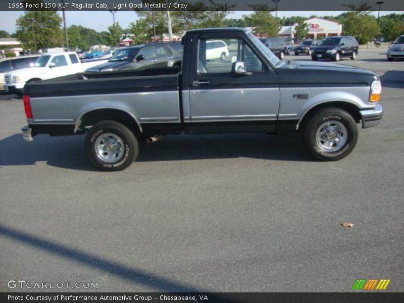 Light Opal Metallic / Gray 1995 Ford F150 XLT Regular Cab