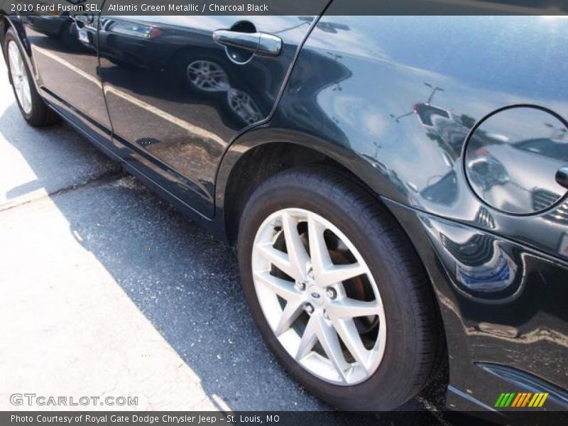 Atlantis Green Metallic / Charcoal Black 2010 Ford Fusion SEL
