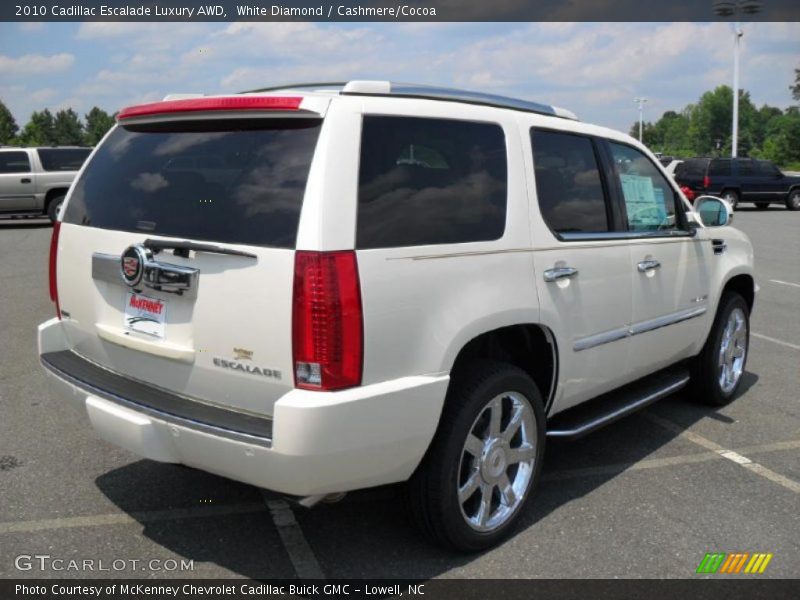 White Diamond / Cashmere/Cocoa 2010 Cadillac Escalade Luxury AWD