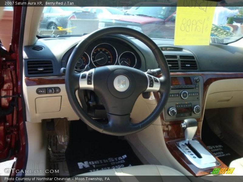 Berry Red / Tan 2007 Saturn Aura XR