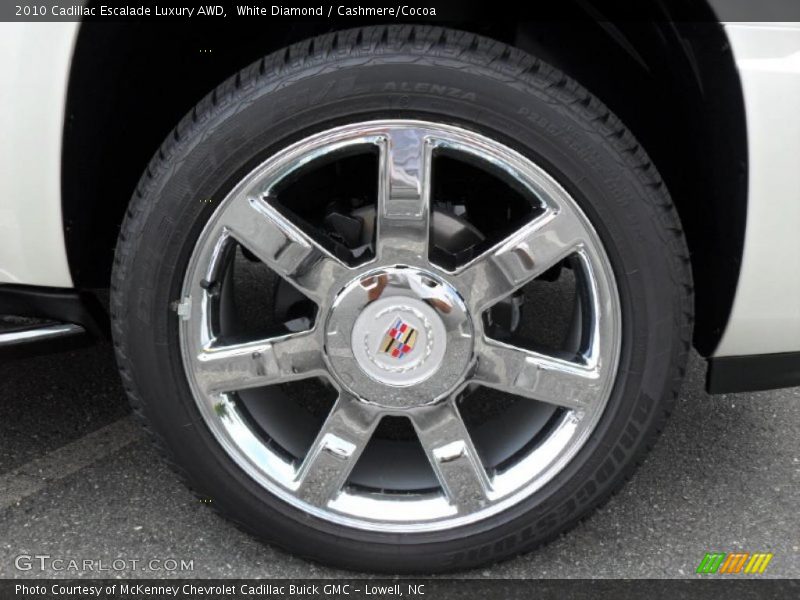 White Diamond / Cashmere/Cocoa 2010 Cadillac Escalade Luxury AWD