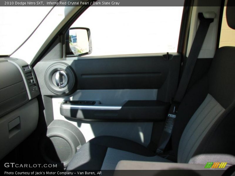 Inferno Red Crystal Pearl / Dark Slate Gray 2010 Dodge Nitro SXT