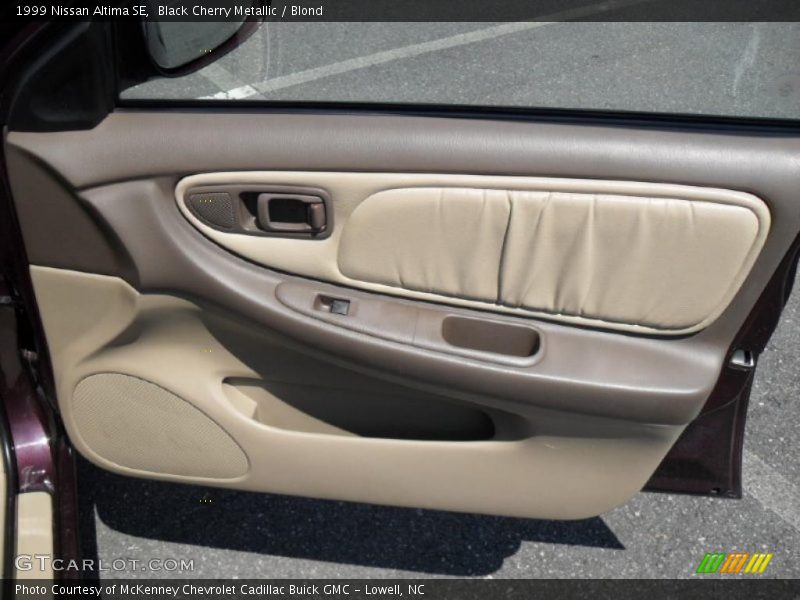 Black Cherry Metallic / Blond 1999 Nissan Altima SE