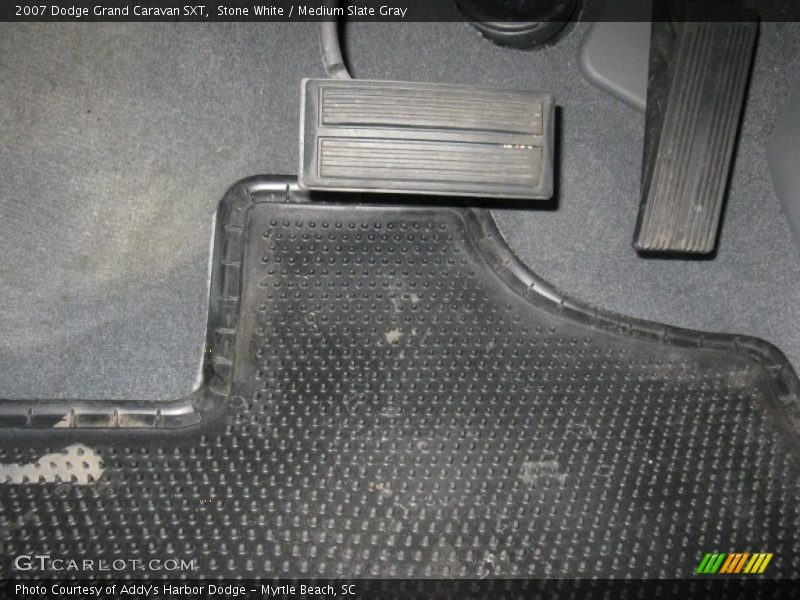 Stone White / Medium Slate Gray 2007 Dodge Grand Caravan SXT