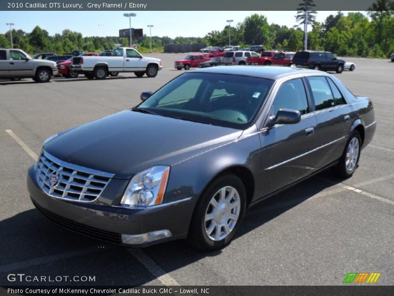 Grey Flannel / Ebony 2010 Cadillac DTS Luxury