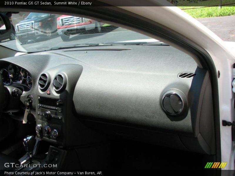 Summit White / Ebony 2010 Pontiac G6 GT Sedan