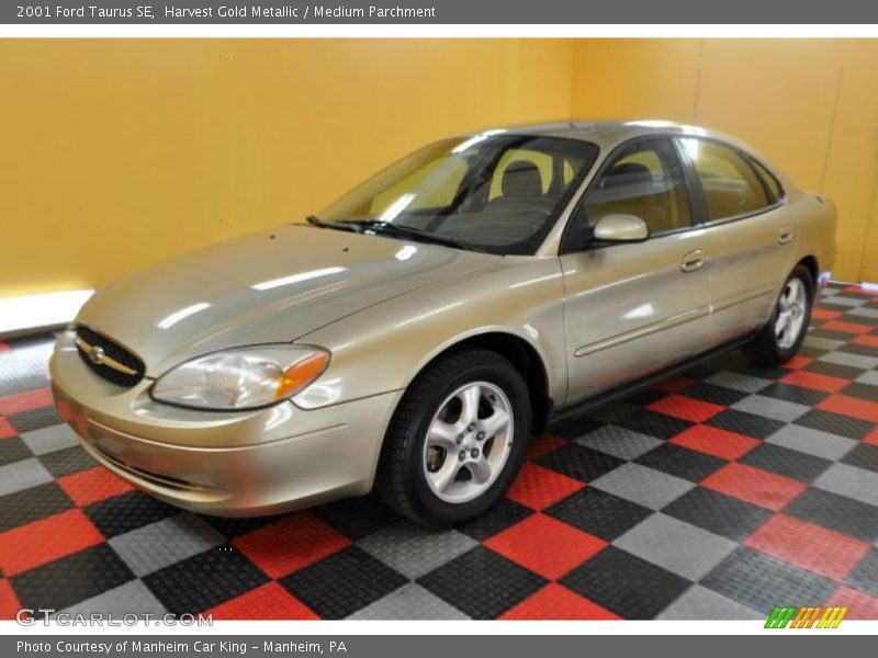 Harvest Gold Metallic / Medium Parchment 2001 Ford Taurus SE