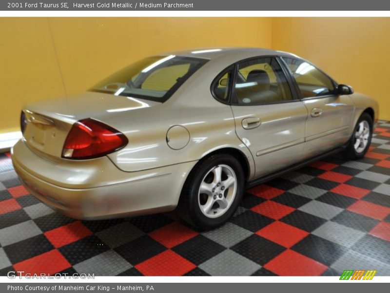 Harvest Gold Metallic / Medium Parchment 2001 Ford Taurus SE