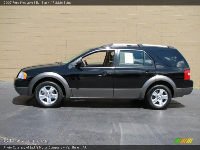 Black / Pebble Beige 2007 Ford Freestyle SEL