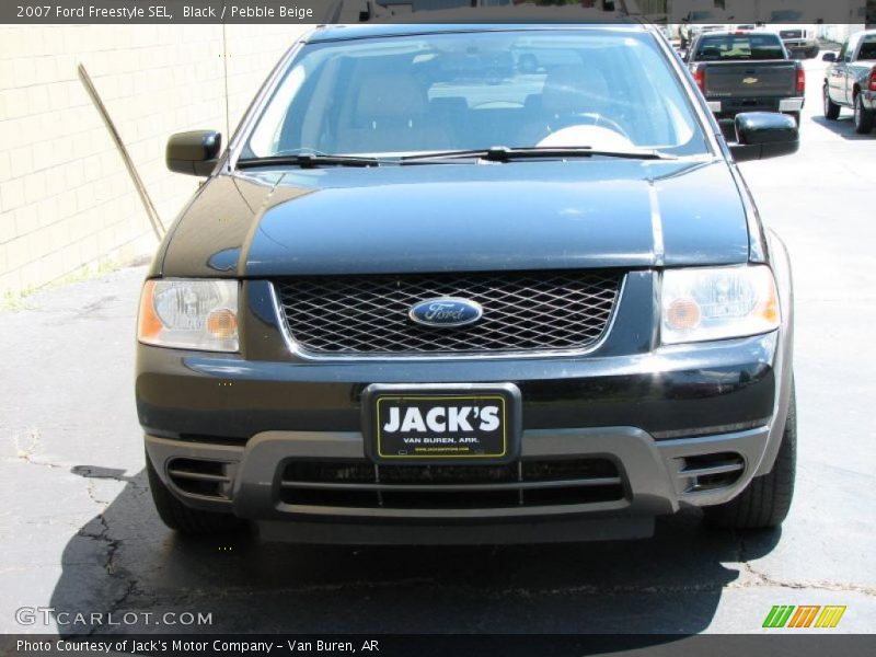 Black / Pebble Beige 2007 Ford Freestyle SEL