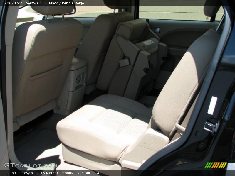 Black / Pebble Beige 2007 Ford Freestyle SEL