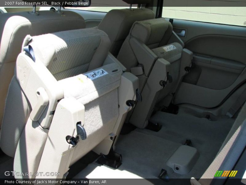 Black / Pebble Beige 2007 Ford Freestyle SEL
