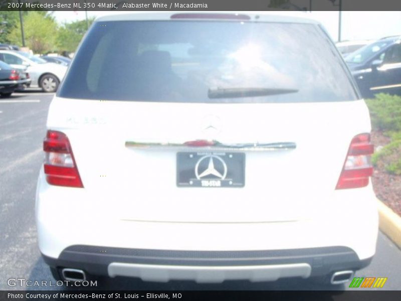 Alabaster White / Macadamia 2007 Mercedes-Benz ML 350 4Matic