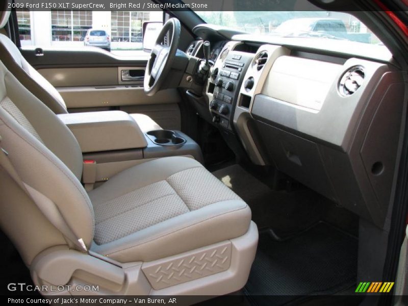 Bright Red / Stone/Medium Stone 2009 Ford F150 XLT SuperCrew