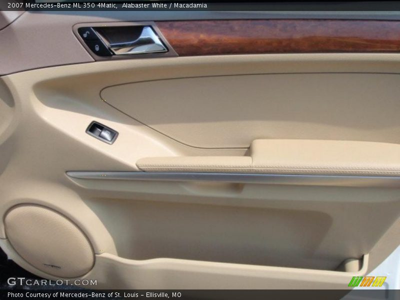 Alabaster White / Macadamia 2007 Mercedes-Benz ML 350 4Matic