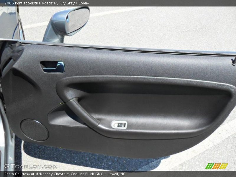 Sly Gray / Ebony 2006 Pontiac Solstice Roadster