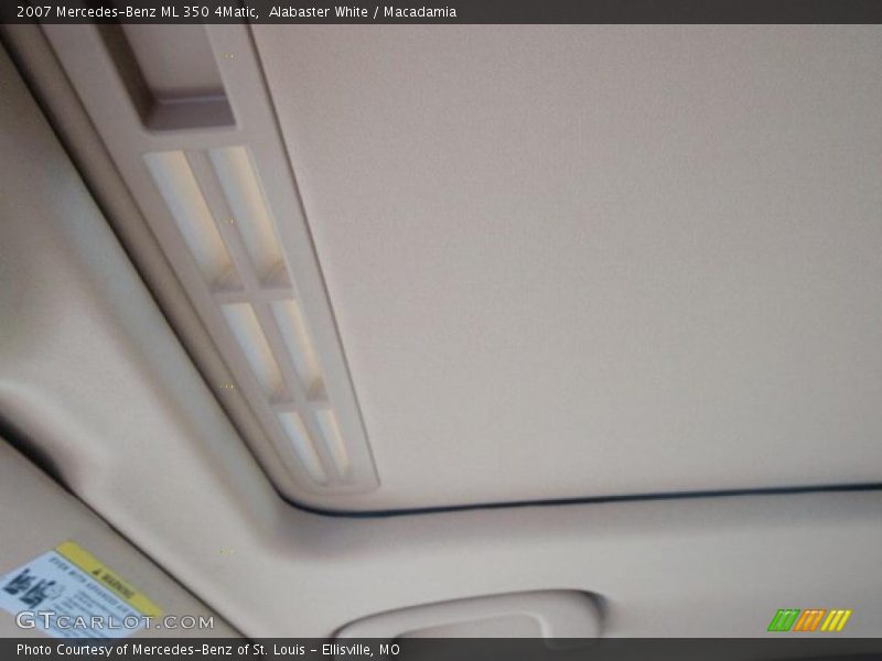 Alabaster White / Macadamia 2007 Mercedes-Benz ML 350 4Matic