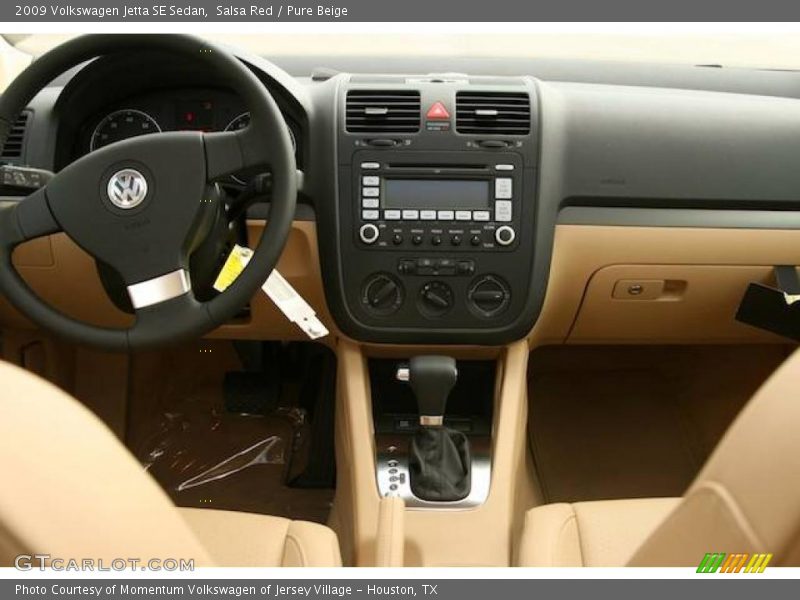 Salsa Red / Pure Beige 2009 Volkswagen Jetta SE Sedan