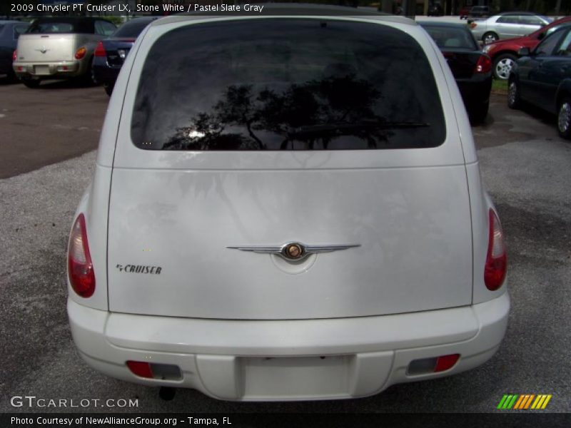 Stone White / Pastel Slate Gray 2009 Chrysler PT Cruiser LX