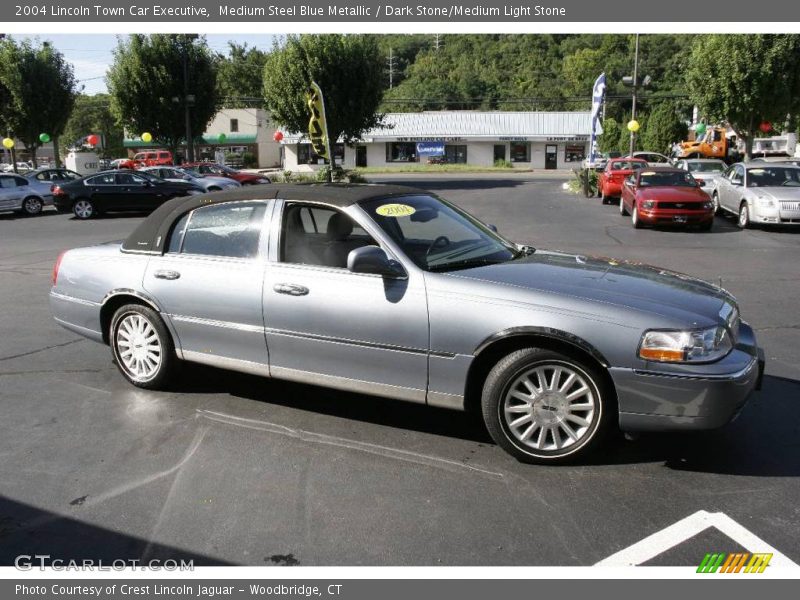 Medium Steel Blue Metallic / Dark Stone/Medium Light Stone 2004 Lincoln Town Car Executive