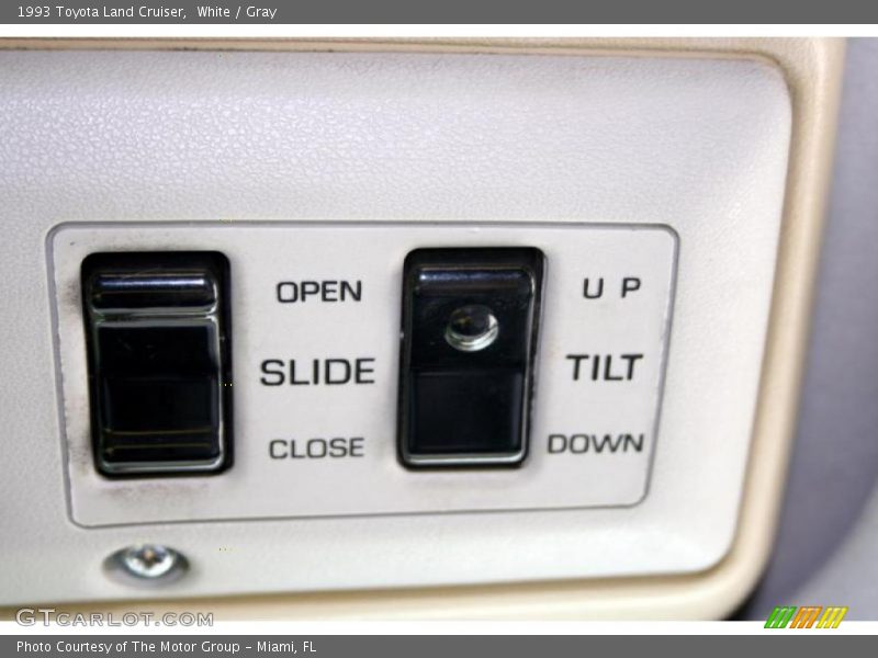 White / Gray 1993 Toyota Land Cruiser