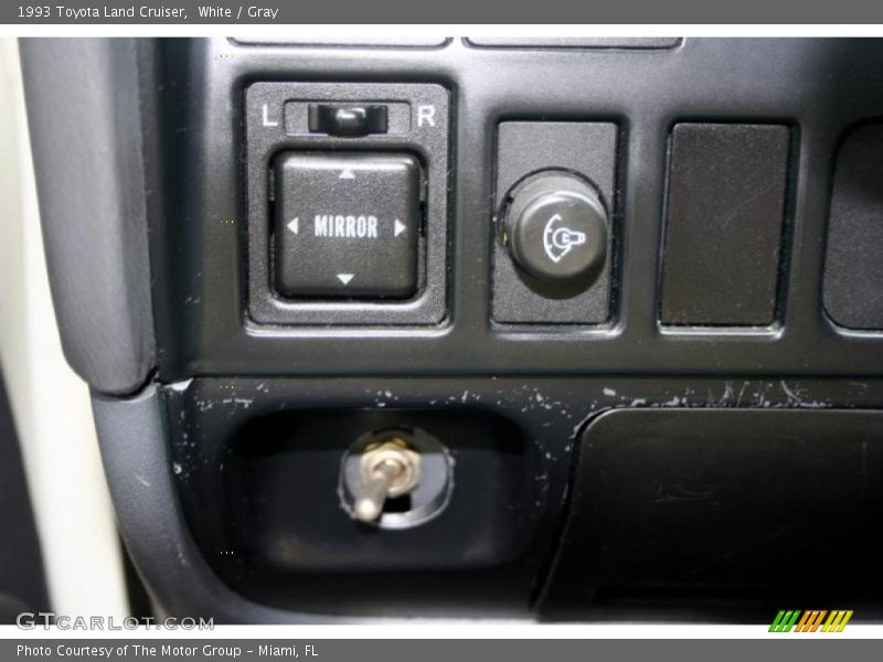 White / Gray 1993 Toyota Land Cruiser