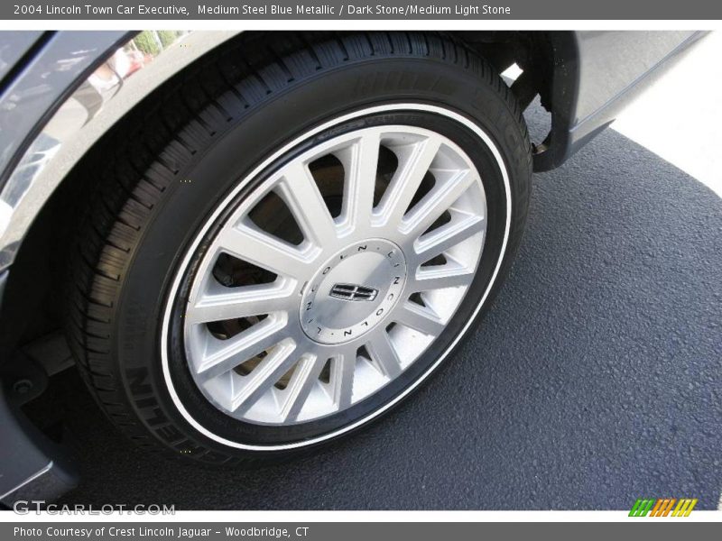 Medium Steel Blue Metallic / Dark Stone/Medium Light Stone 2004 Lincoln Town Car Executive