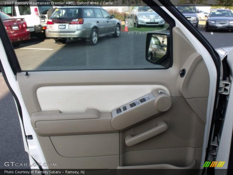 Oxford White / Camel 2007 Mercury Mountaineer Premier AWD