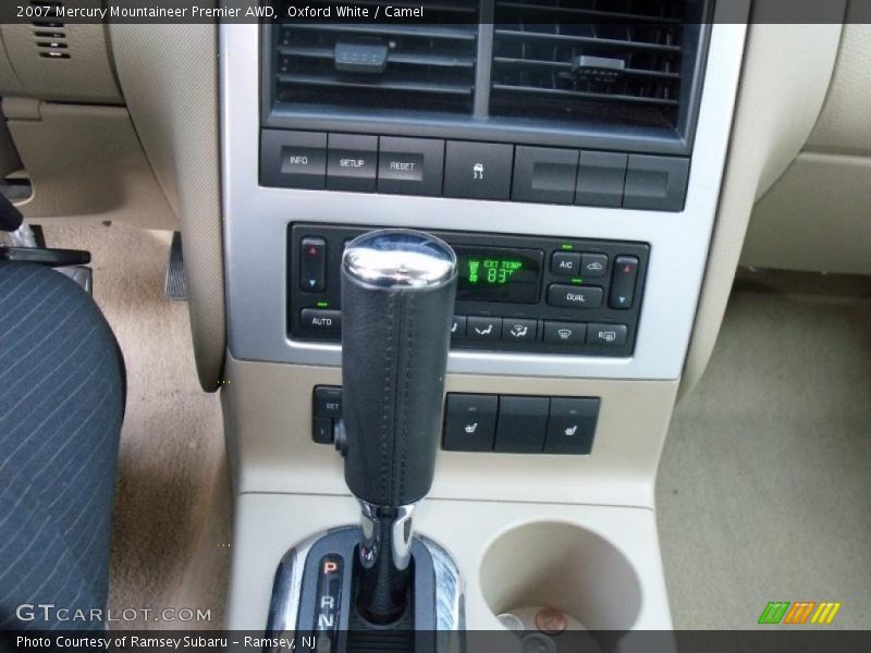 Oxford White / Camel 2007 Mercury Mountaineer Premier AWD